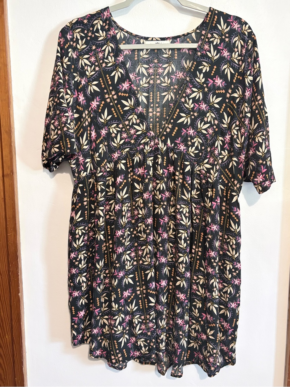 Natural Life floral v-neck dress pink and black